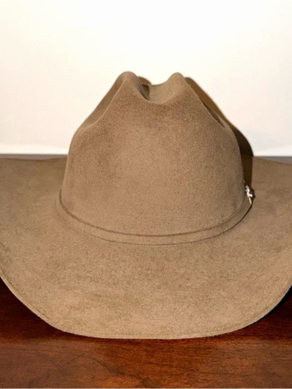 Custom handmade western cowboy hat by M.L. Leddy’s, an iconic Texas hatter.